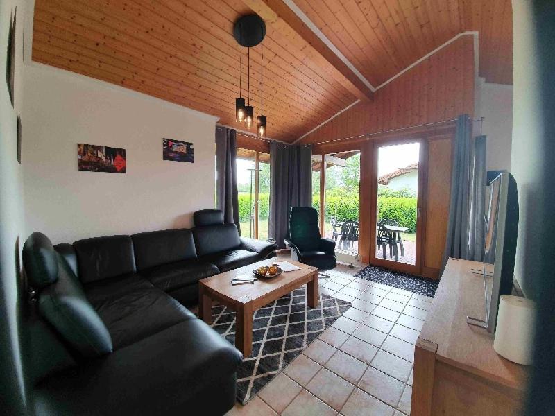 Ferienhaus Vier Pfoten Schweiburg Экстерьер фото